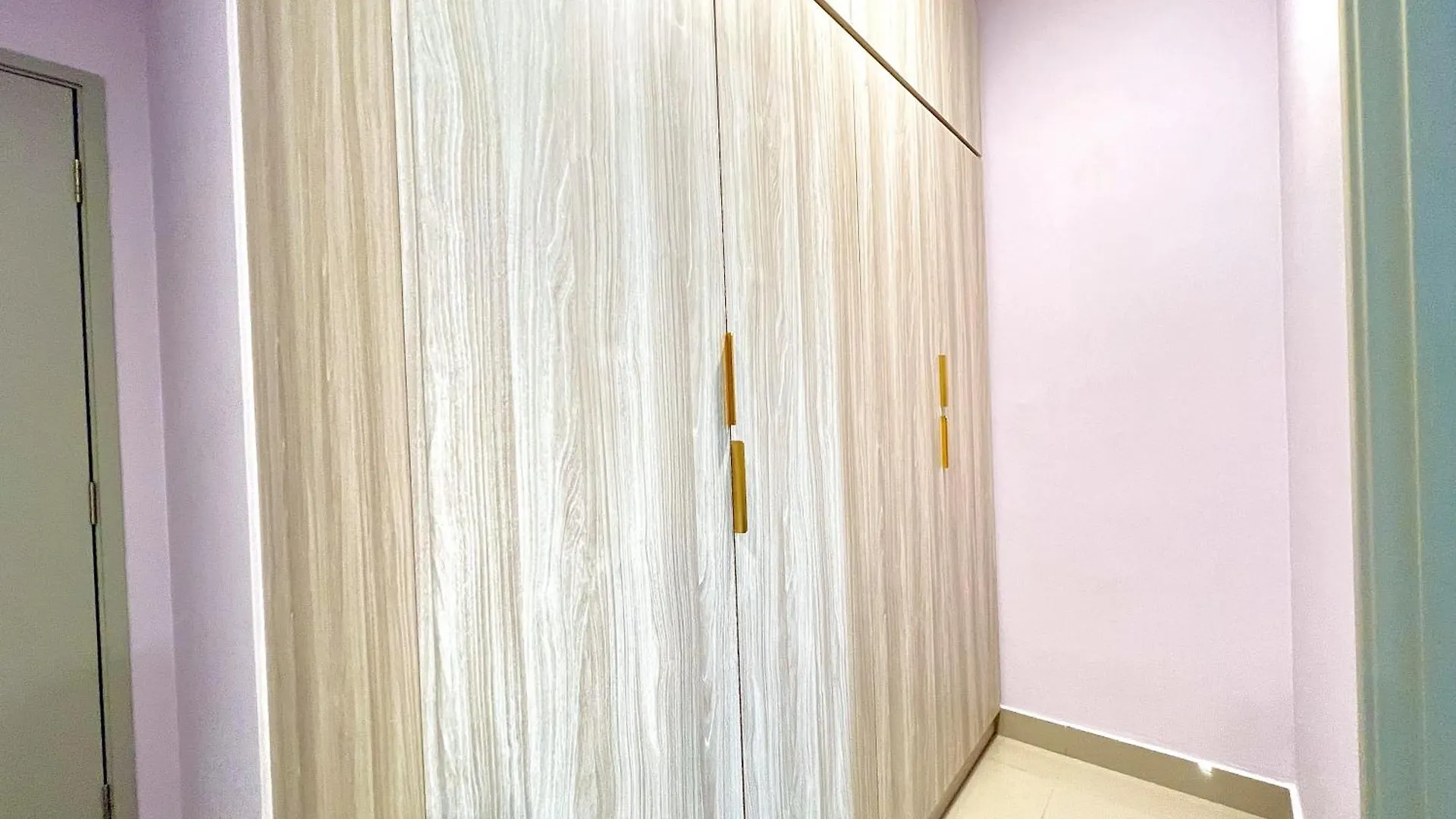 D'Chill Suite【Austin Regency】Netflix Johor Bahru Apartment